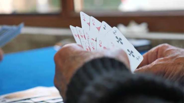 Tổng quan về Luật Chặt Heo Tiến Lên GO88 cho người mới